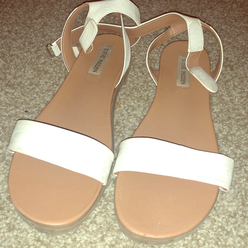 Steve Madden white sandals